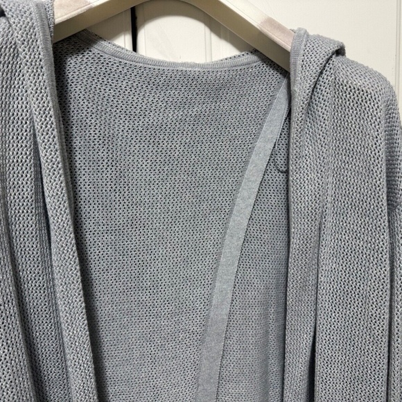 Lululemon Still Movement Wrap Size:6 - Picture 7 of 12